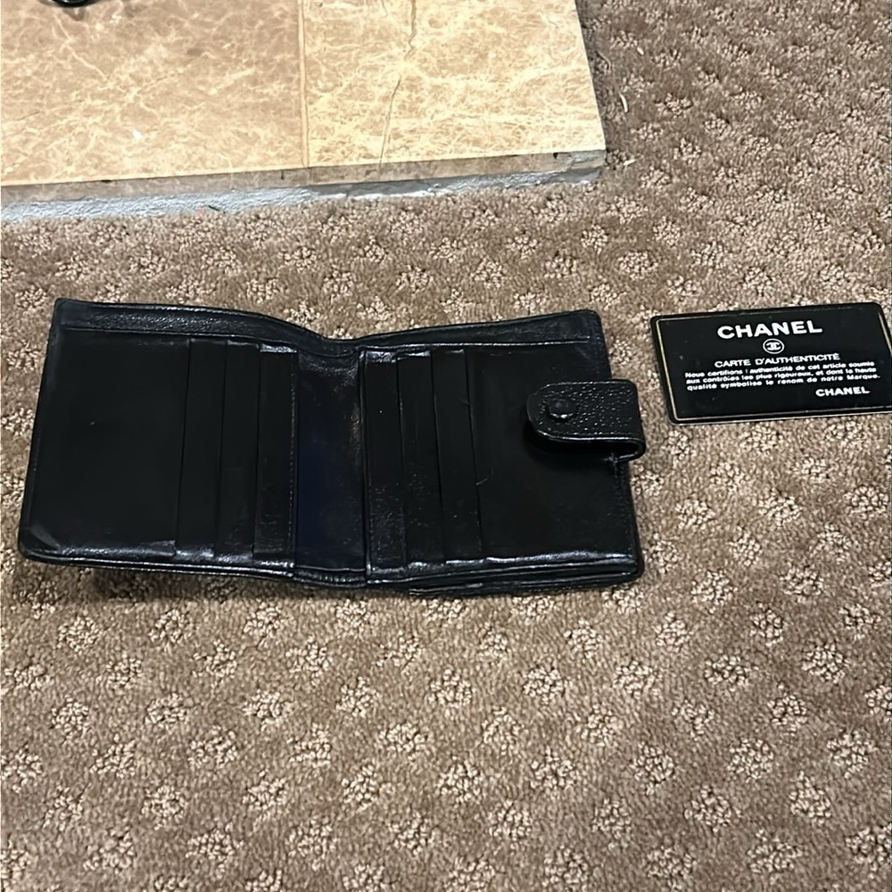 Chanel W/COA Card Classic Vintage Interlocking CC Logo Small Snap Bifold Wallet - Picture 3 of 10
